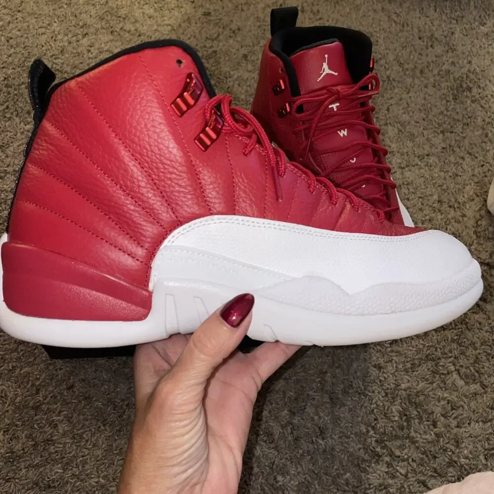 Air Jordan 12 Retro High Gym Red/white Size 10